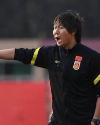 xingkong.com-沪媒：李铁对战术仍保持信心 高中锋有机会挑大梁