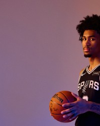 刺媒：哈珀不太可能在季前赛登场 但并未排除在揭幕战复出可能性